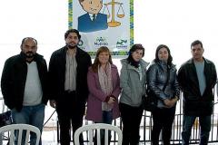O diretor de secretaria Anastácio Borges dos Santos Júnior, o promotor Roberto Galvão Faleiros Júnior, a assessora jurídica Kátia Brüning, a assistente social Rosana Trauczynski, a assessora jurídica Elaine Oshima e o juiz Christian Palharini.