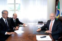 O defensor público-geral do estado, Sérgio Parigot de Souza, e o subdefensor público-geral, Eduardo Abraão, foram recebidos pelo presidente da Alep, Ademar Traiano.
