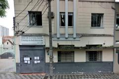 O prédio foi fechado em decorrência de danos provocados pelas chuvas fortes da semana passada. .