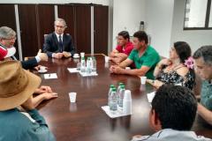 Durante a reunião, que contou ainda com a presença do ouvidor-geral da DPPR, Gerson da Silva, os representantes das comunidades de ciganos, pescadores, ilhéus e faxinalenses, entre outros, expuseram suas principais demandas e pediram auxílio da Defensoria Pública do Paraná para enfrentar as constantes violações dos seus direitos, seja no aspecto cultural, territorial ou social
