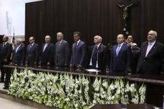 Cerimônia contou com a presença de diversas autoridades, entre elas o governador Beto Richa e o defensor público-geral do Estado, Sérgio Parigot de Souza (primeiro da esquerda para a direita).