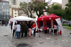 Decisão da 5ª Vara da Fazenda Pública de Curitiba, que proibiu a montagem de estruturas e acampamentos nas ruas e praças da capital entre a noite desta segunda-feira (8) e a noite de quarta-feira (10).