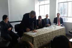 Defensoria assina protocolo com foco na garantia de direitos a refugiados.