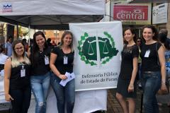 No dia 10 de março, a defensora Mariela Moni, a assistente social Hellen Mayra Piva e as estagiárias Elaine Carmona, Séfora Rufino e Tânia Goulart levaram orientação jurídica para um evento em prol das mulheres, realizado no centro de Cornélio Procópio.