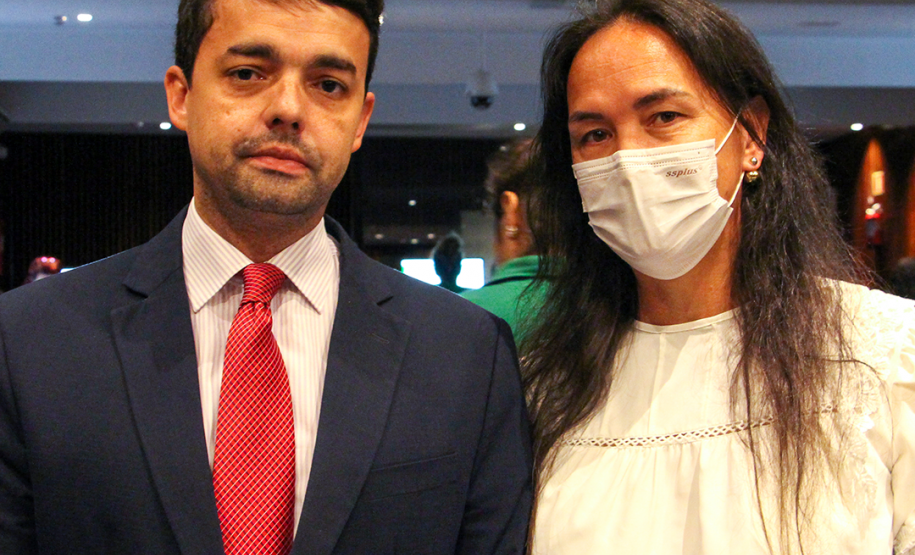 Mutirão “Concilia Paraná” promove 43 acordos na área de Família no 1.º dia de atendimento