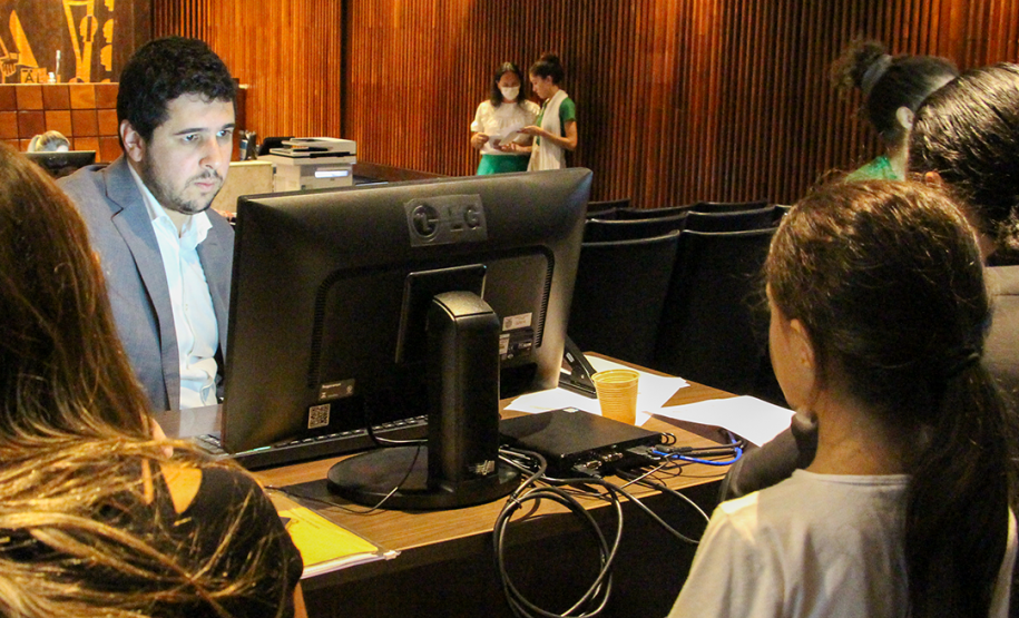 Mutirão “Concilia Paraná” promove 43 acordos na área de Família no 1.º dia de atendimento