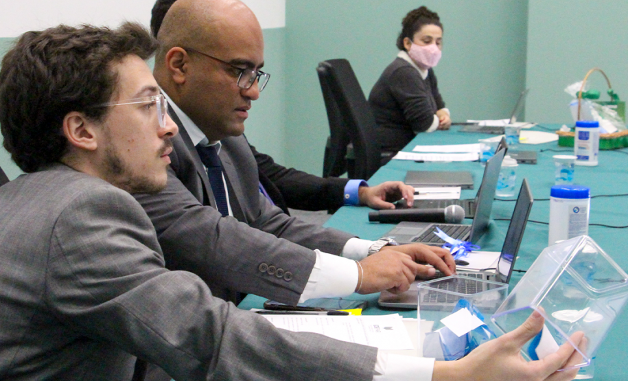 Defensoras e Defensores participam do VI Encontro de Teses da instituição