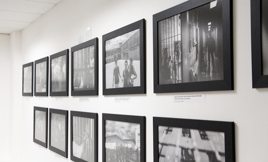 Defensoria inaugura exposição fotográfica "Deste lado do muro", aberta ao público até o dia 19/08