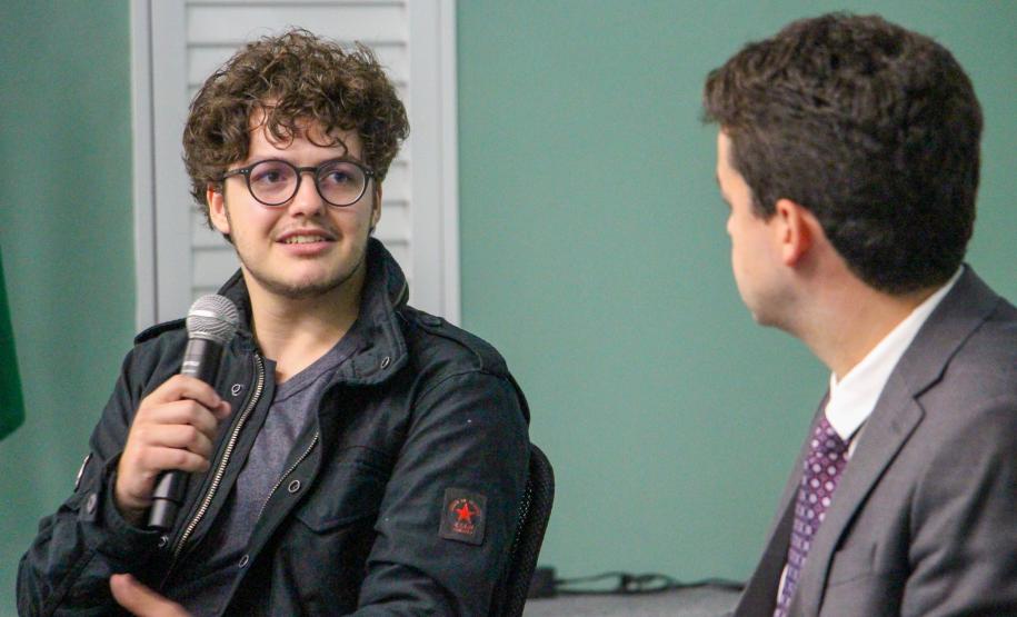 Defensoria inaugura exposição fotográfica "Deste lado do muro", aberta ao público até o dia 19/08