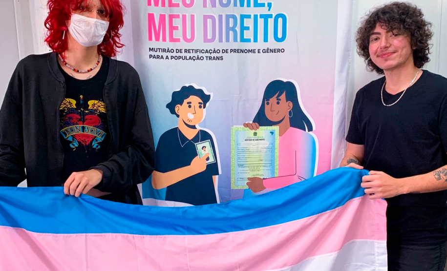 Alteração de prenome e gênero | Mutirão “Meu Nome, Meu Direito” atende 28 pessoas em Foz do Iguaçu