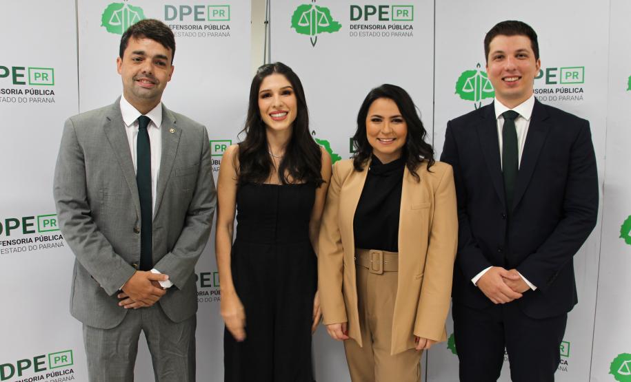 posse novos defensores