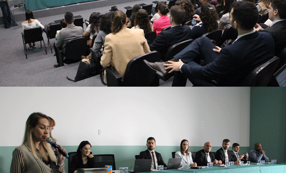 Imagem com uma colagem de duas fotos do encontro de teses. Na primeira, acima, vemos uma imagem do fundo do auditório, onde é possível ver a mesa diretiva do evento e os demais participantes nas cadeiras da plateia.