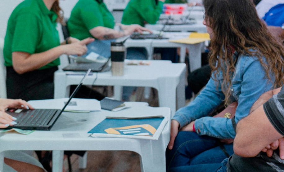 Imagem de cobertura do mutirão Concilia Paraná em Colombo. Foto: Daniel Caron/ASCOM DPE-PR.