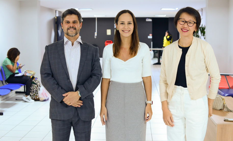 Imagem com foto da 2ª fase do V Concurso para defensor(a) público(a) do Paraná.