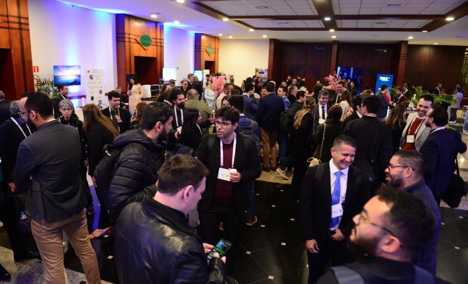 Foto com imagem de cobertura da abertura do 1º Congresso de Tecnologia das Defensorias