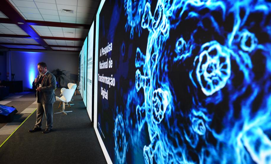 Imagem com foto de cobertura do encerramento do 1º Congresso de Tecnologia das Defensorias