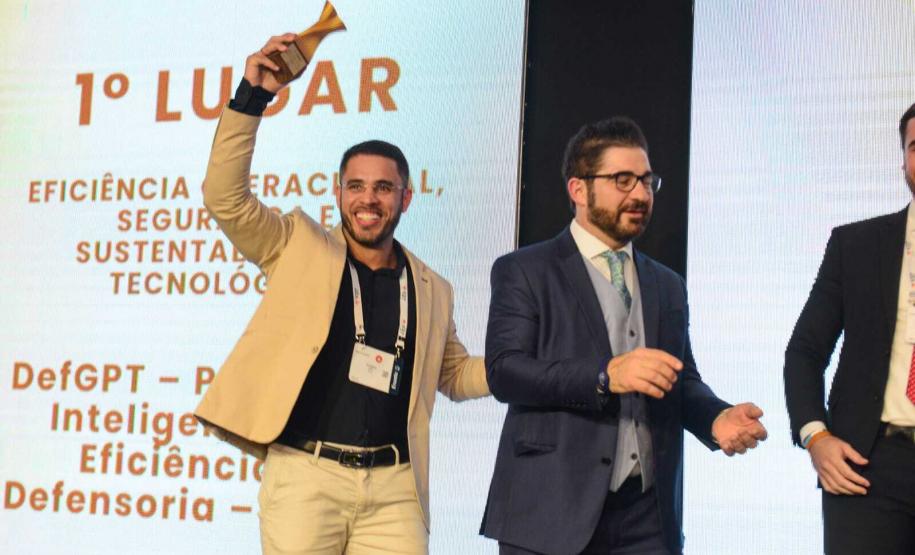 Imagem com foto de cobertura do 1º Prêmio de Inovação e Boas Práticas em Tecnologia das Defensorias Públicas Estaduais