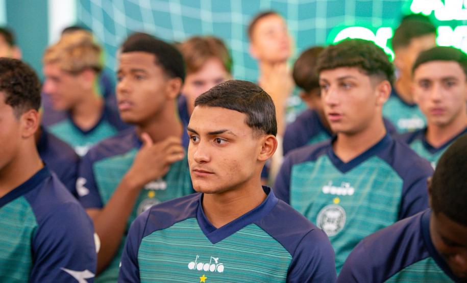 Atletas de base do Coritiba participam de palestra da DPE-PR.