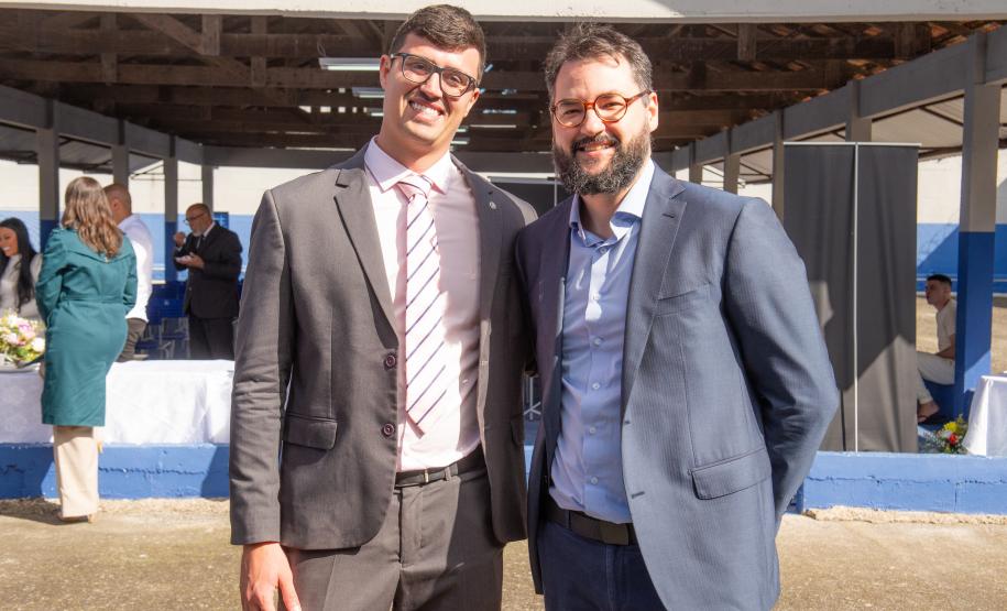 Os defensores públicos doutor Pedro Bruzzi e doutor Henrique Camargo Cardoso.