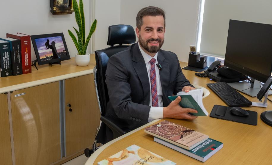 O defensor público Luis Purgato, que coordena a s atividades do NUPED.