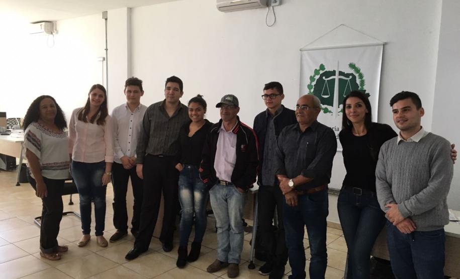 Defensoria Pública de Guaratuba recebe os alunos do curso Defensores Populares de Paranagu