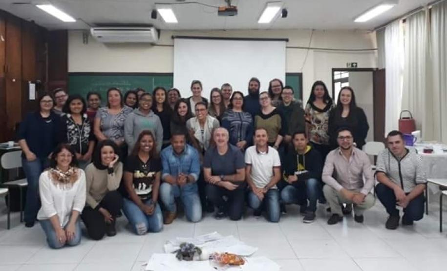 Profissionais do CAM realizam atividades na sede de Ponta Grossa.