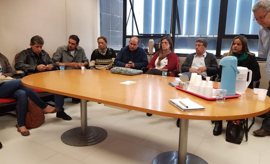 Representantes dos atingidos pela usina hidrelétrica de Baixo Iguaçu solicitam soluções à região.