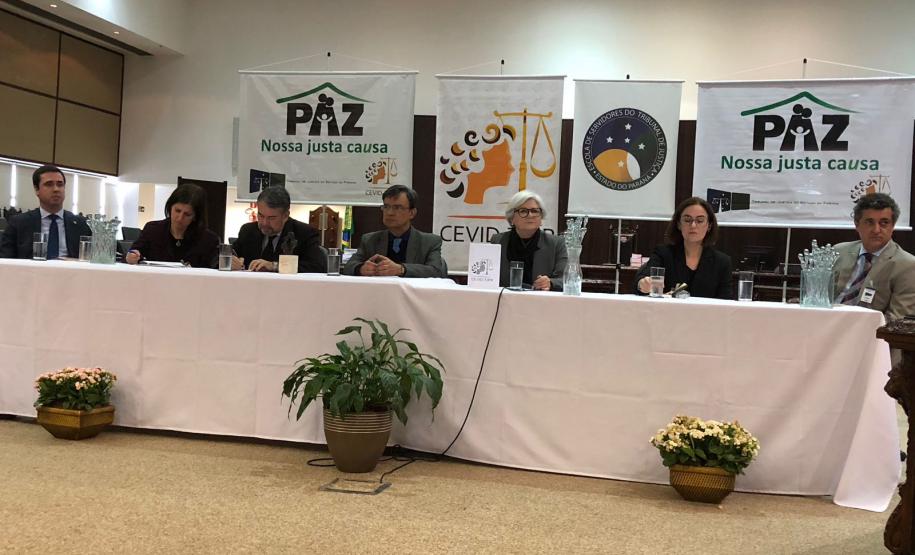 Semana Paz em Casa