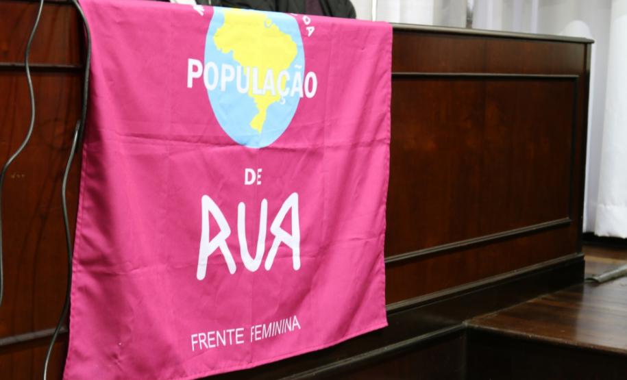 NUCIDH participa de Audiência Pública com a população de rua sobre as violações de seus direitos