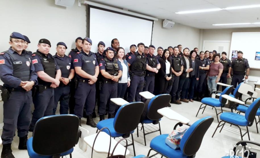 Psicólogo da sede Londrina DPPR ministra curso sobre Capacitação do Comando da Guarda