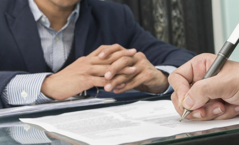 Vagas de estágio na Defensoria Pública do Estado do Paraná A DPPR está com as inscrições abertas para vagas de estágio para atuar em Curitiba e Ponta Grossa