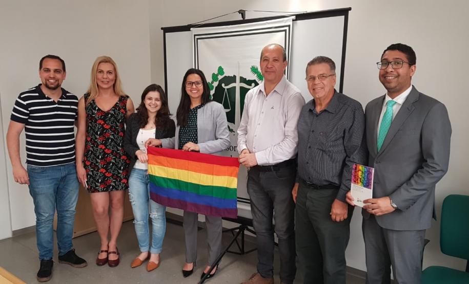Defensores Públicos da DPPR se reúnem com o Grupo Dignidade