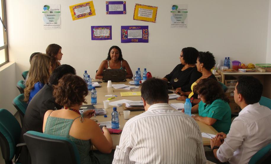 No segundo dia de reunião, foi a vez de ouvidores e representantes de movimentos sociais de Curitiba compartilharam experiências.