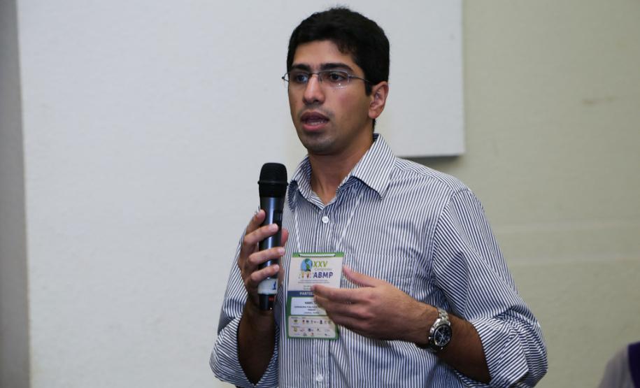 O defensor público Hamilton Neto Funchal.