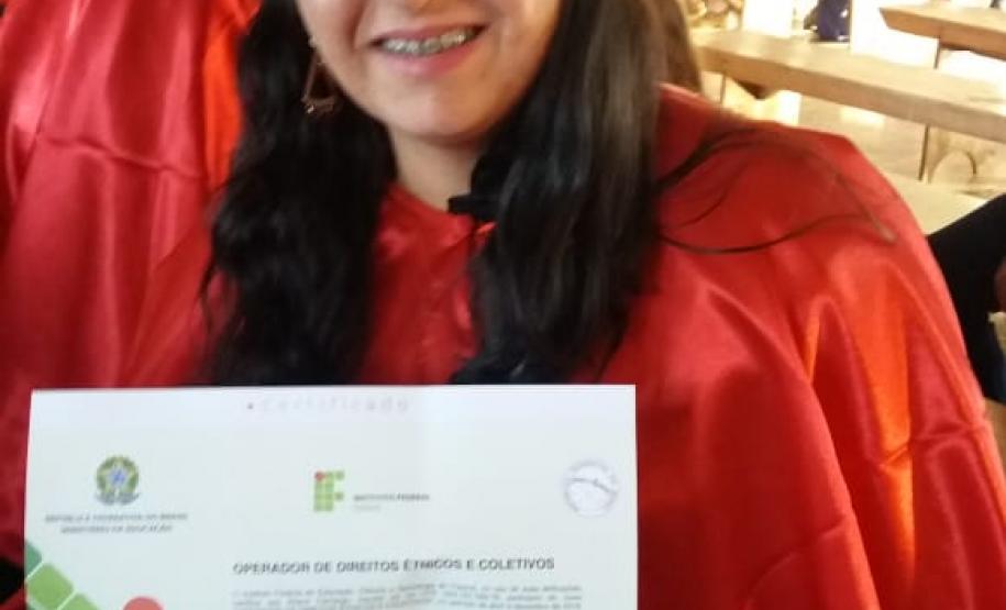 Formanda da 1ª turma de Operadores Em Direitos Étnicos E Coletivos Faxinalenses.