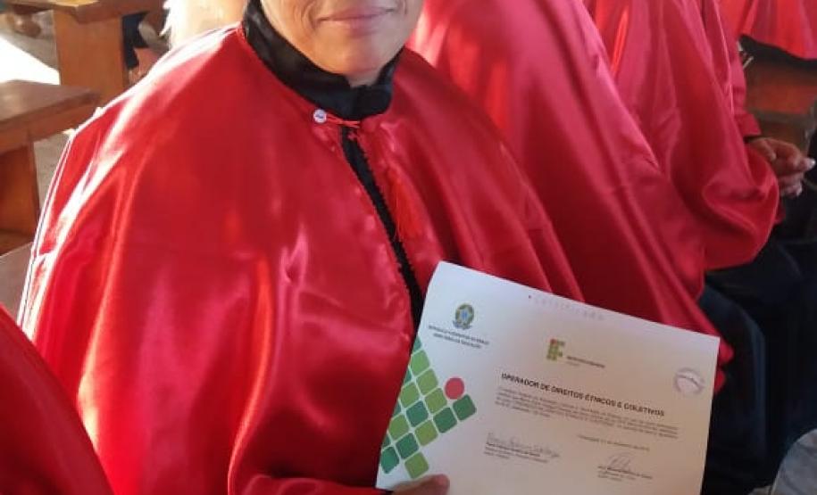 Formanda da 1ª turma de Operadores Em Direitos Étnicos E Coletivos Faxinalenses.