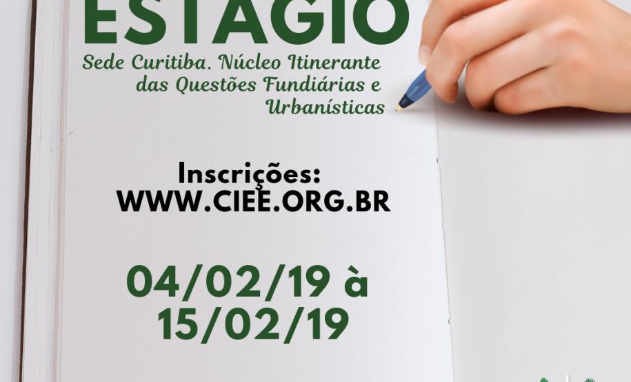 DPPR abre vagas de estágio para Direito em Curitiba Na imagem vemos uma mão segurando uma caneta muito próxima a uma folha de papel, como se estivesse prestes a escrever algo. No canto superior lê: ESTÁGIO Sede Curitiba. Núcleo Itinerante das Questões Fundiárias e Urbanísticas. Abaixo temos a seguinte descrição:"Inscrições: ww.ciee.org.br" , "04/02/19 à 15/02/19", "Requisitos: estudante de Direito a partir do quinto semestre". No canto inferior direito vemos a logo da DPPR.