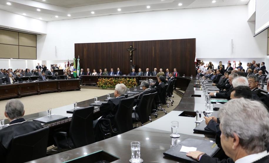 Sessão solene de posse da nova Cúpula Diretiva do Tribunal de Justiça do Paraná, que deu início à gestão 2019-2020.