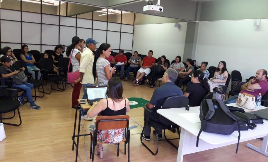 NUDIJ e IFPR mobilizam faxinalenses para participarem da construção do currículo escolar das escolas de campos em Guarapuava NUDIJ e IFPR mobilizam faxinalenses para participarem da construção do currículo escolar das escolas de campos em Guarapuava