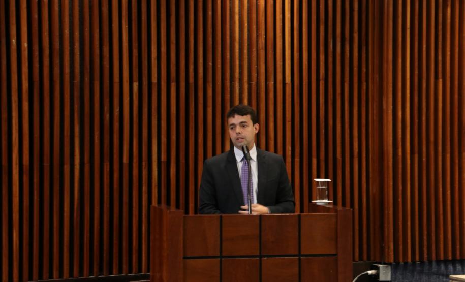 Doutor André Giamberandino.