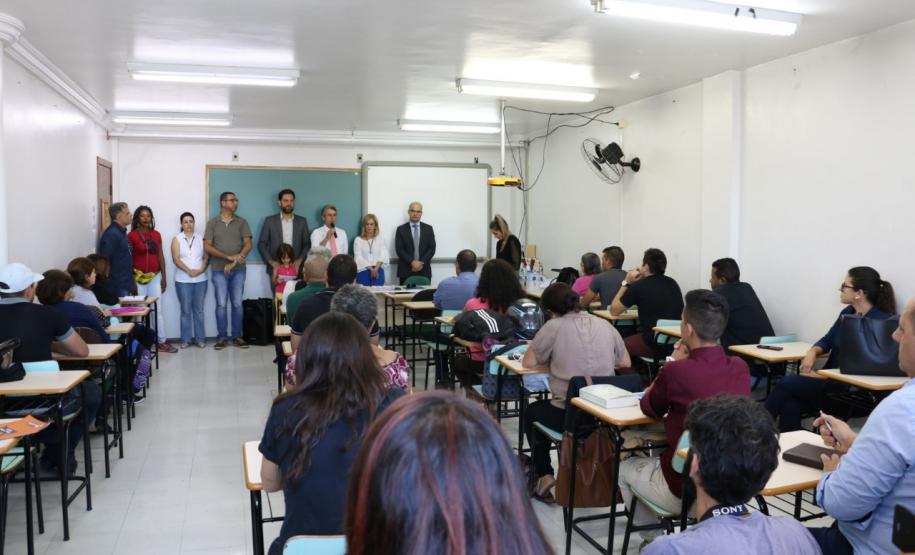 A aula inaugural contou com aproximadamente 35 alunos