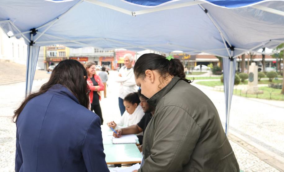 Atendimento de rua NUDIJ Equipe de atendimento.