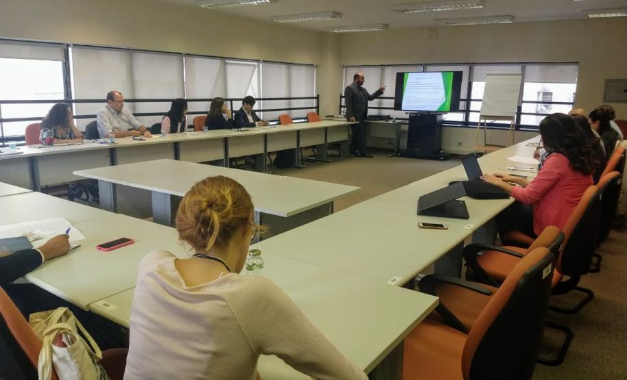 NUDIJ ministra em atividade de formação sobre crianças migrantes