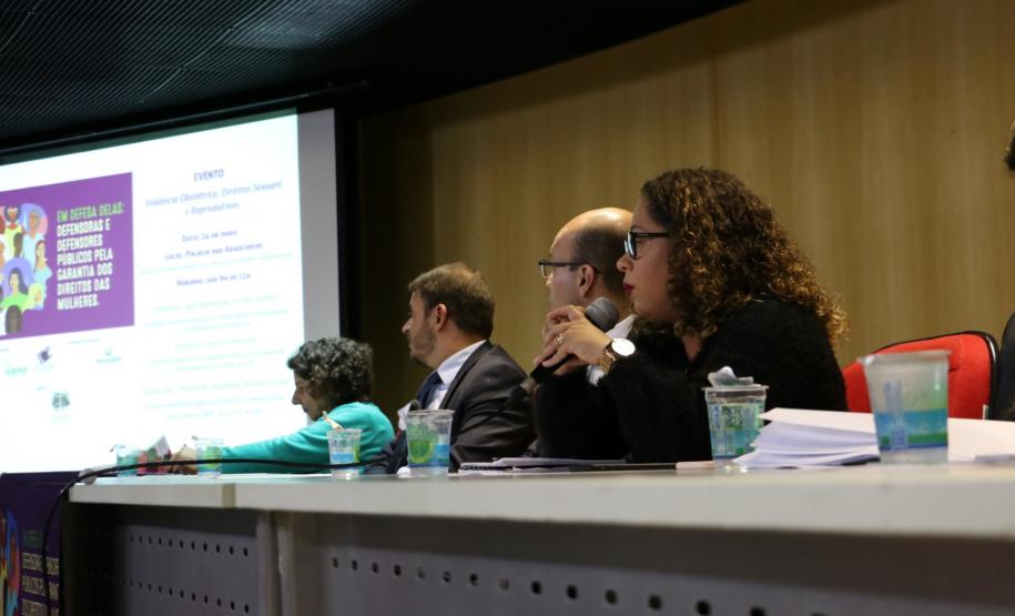 Defensora pública auxiliar do NUDEM, dra. Patrícia Mendes