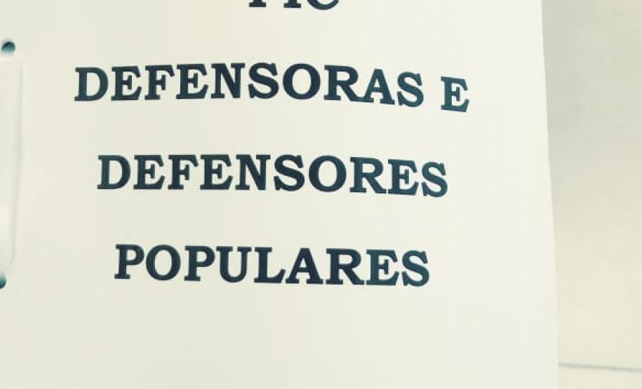 NUDEM ministra aula para o curso de Defensoras e Defensores Populares A aula aconteceu na quarta-feira (03) e teve como tema principal a legítima defesa da mulher em situação de violência de gênero