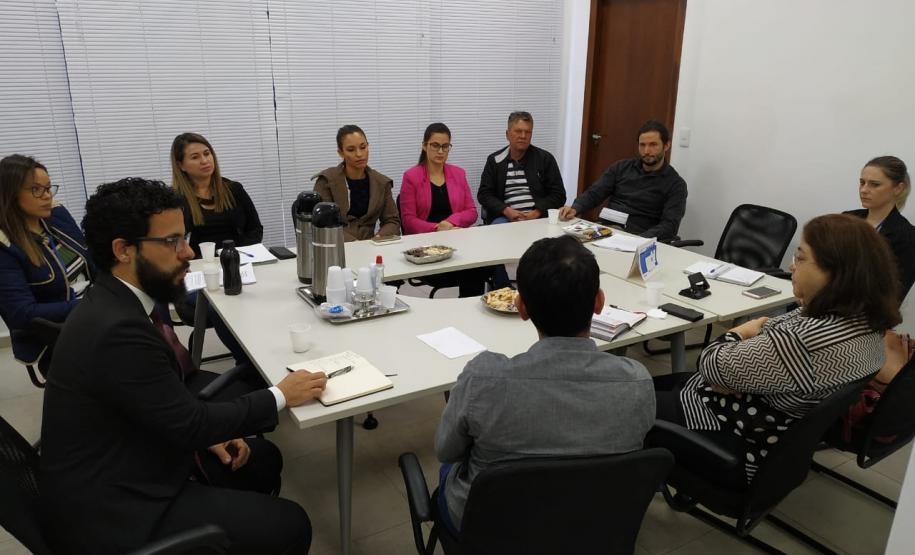 A reunião aconteceu na sede da DPE-PR em Ponta Grossa