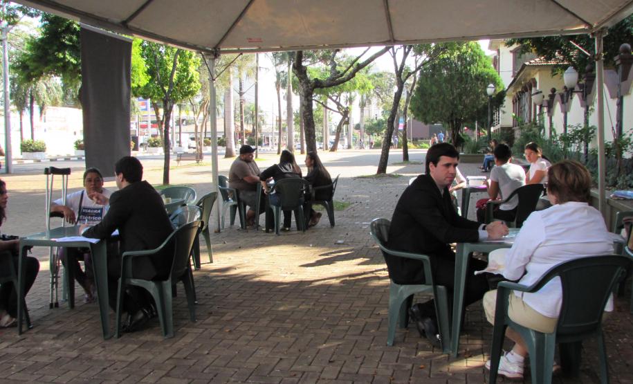 Das 8h às 17h, foram registrados 80 atendimentos e distribuídos 300 panfletos sobre a atuação da Defensoria Pública.