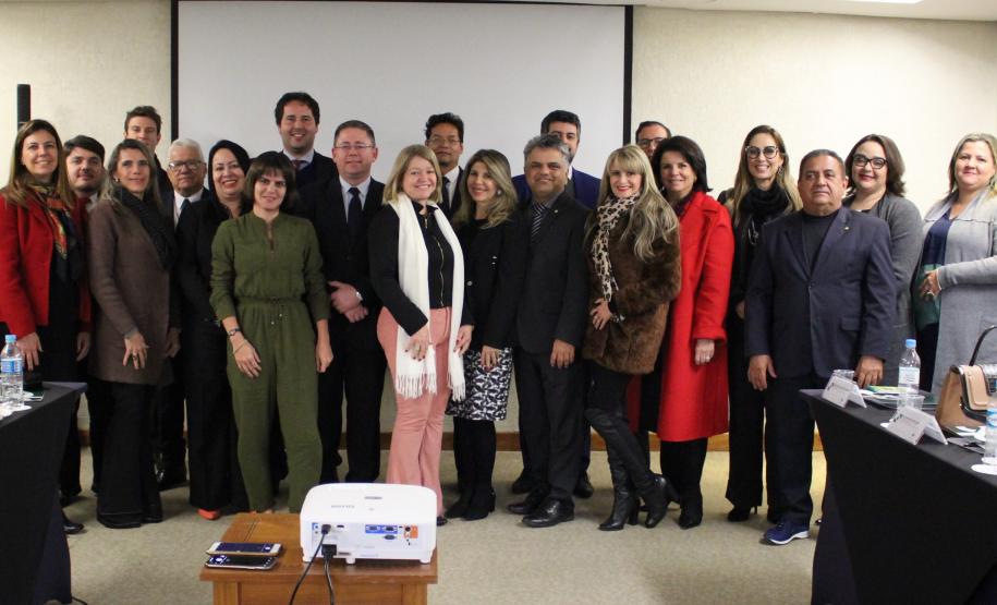 Corregedoria-Geral da DPE-PR marca presença em reunião do CNCG