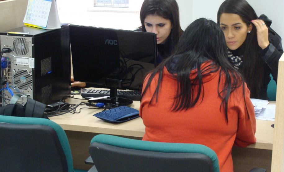 Cerca de 60 mulheres foram atendidas na área de família.