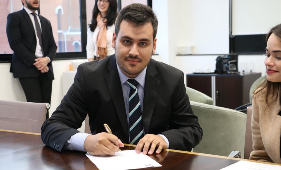 DPE-PR empossa novos(as) Defensores(as) Públicos(as) Raphael Siqueira Neves.
